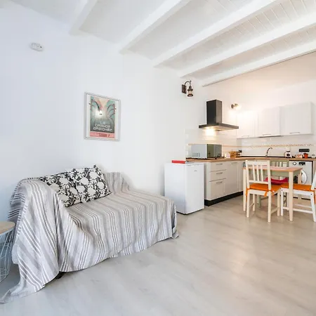 St John * קליארי